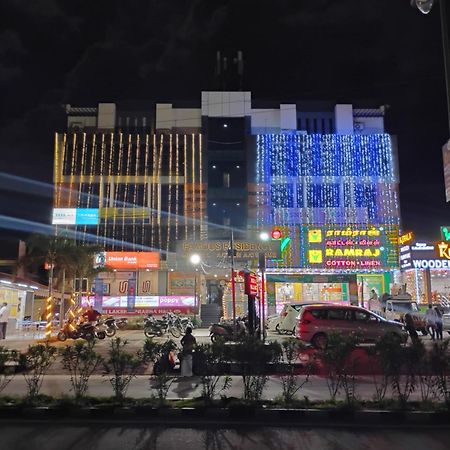 Hotel Famous Residency Tiruchirappalli Exterior foto
