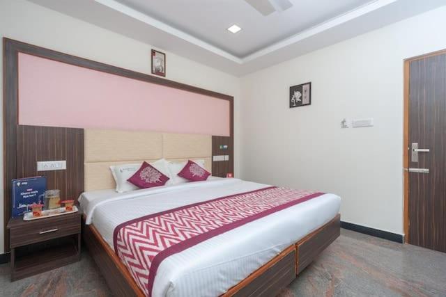 Hotel Famous Residency Tiruchirappalli Exterior foto